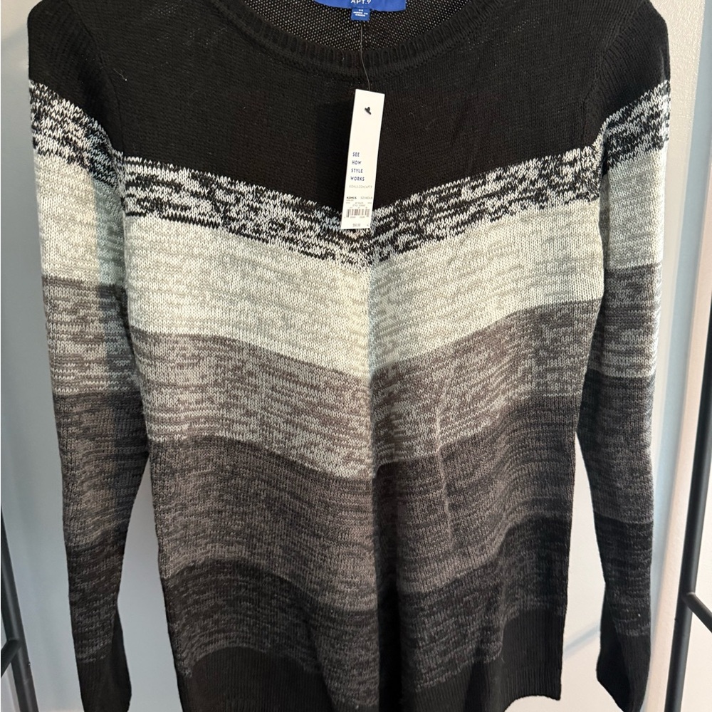 NWT Women’s Black and Gray Sweater